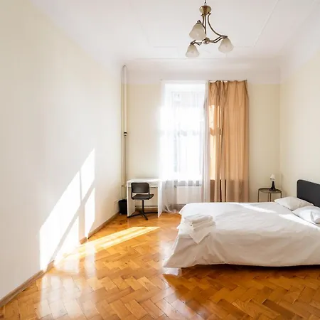 Appartement Spacious 130m2 4-bedroom For 8 With Full Kitchen - Gertrudes Street *