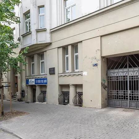 Spacious 130m2 4-bedroom For 8 With Full Kitchen - Gertrudes Street Appartement Riga