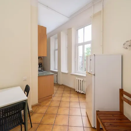 Spacious 130m2 4-bedroom For 8 With Full Kitchen - Gertrudes Street Appartement Riga