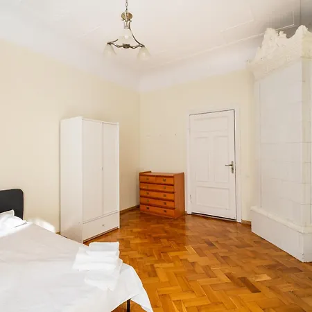 Appartement Spacious 130m2 4-bedroom For 8 With Full Kitchen - Gertrudes Street Riga